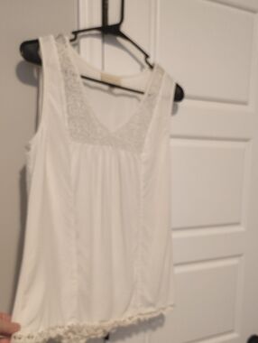 Modcloth Cream Lace-Trim Sleeveless Camisole